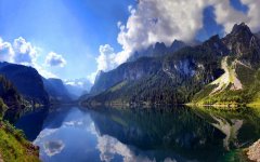 austrian-mountain-lake-scenery.jpg