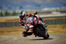 2014-Yamaha-R6-wallpapers-10-1024x682.jpg