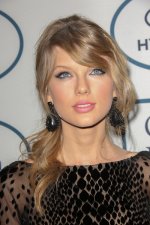 Taylor-Swifr-AES-123662.jpg