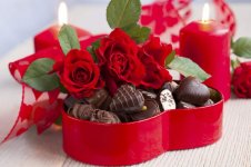 candy_rose_holiday_gift_93151_2122x1415.jpg