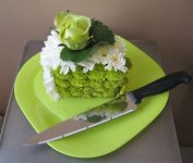 thumbnails_White_and_green_flower_cake.jpg
