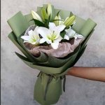 دسته-گل-لیلیوم.jpg