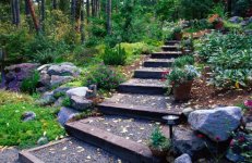 7-garden-gravel-steps.jpg