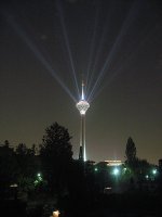450px-Tehran_Milad_tower.jpg