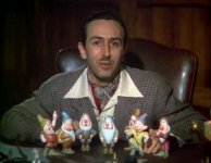 Walt_Disney_Snow_white_1937_trailer_screenshot_(13).jpg