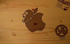 apple-funny-wallpapers-5846.jpg