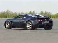Bugatti_Veyronbugatti_veyron_2.jpg