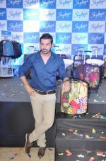 John-Abraham-Launches-Skybag-Collection-2-679x1024.jpg