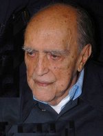 Oscar_Niemeyer_cropped.jpg