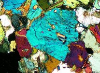 هونبلند سبز در نور پلاریز.jpg