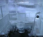 ice_Toilet12.jpg