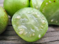 sum08_potato_fruit_sliced.jpg