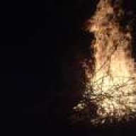 خس وخاشاک سوخته