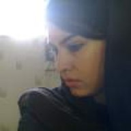 فرزانه آهاری